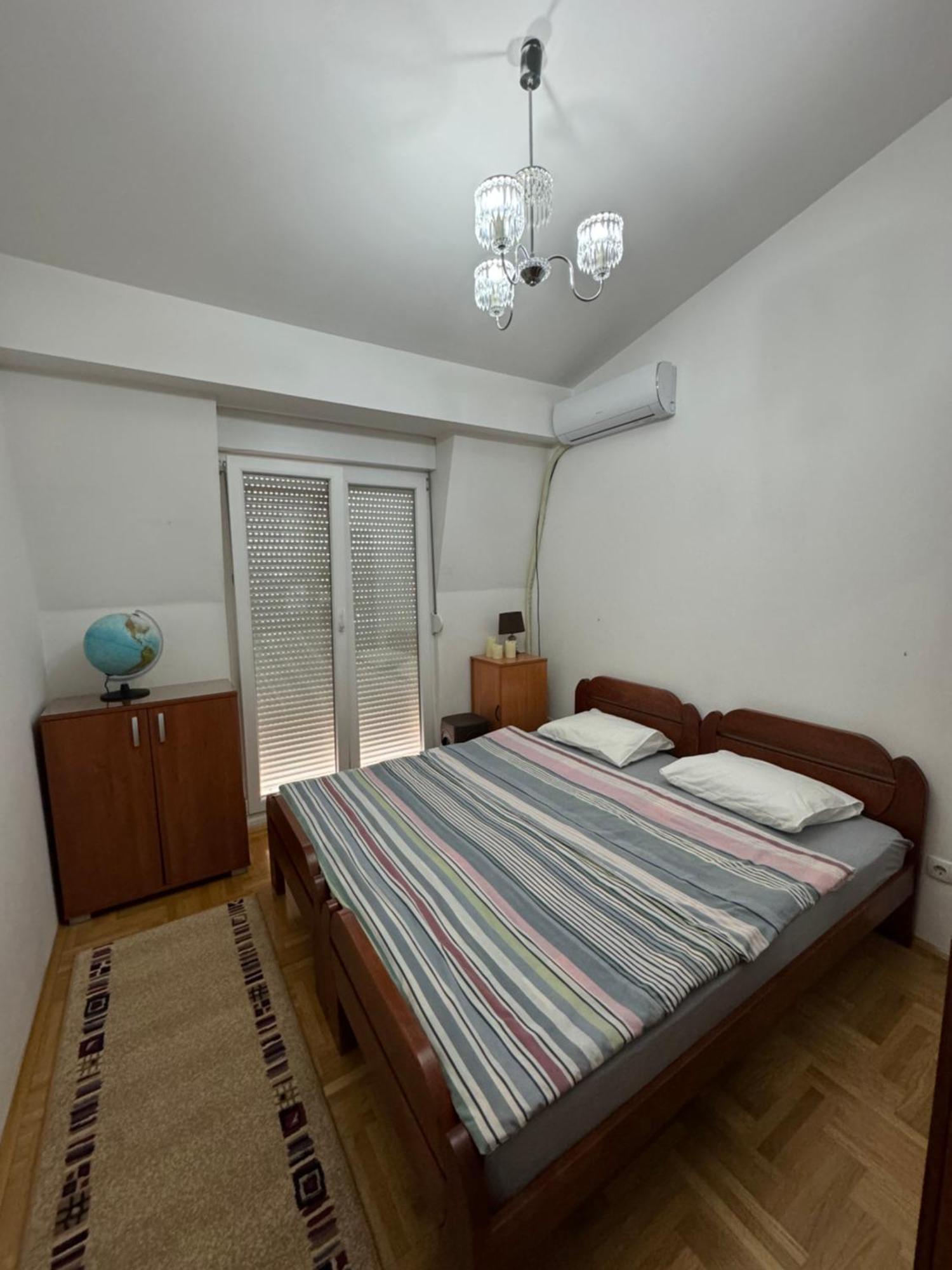 Apartment 50 Podgorica Buitenkant foto